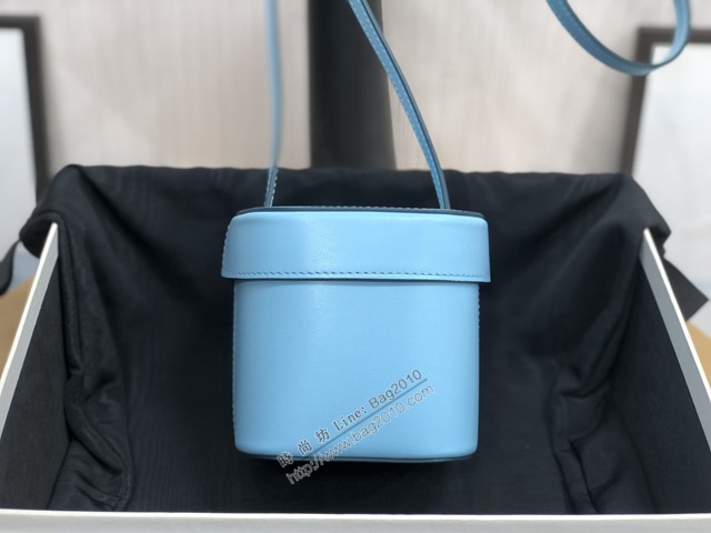 Celine專櫃2022春夏新款BOXTRIOMPHE系列手袋 199263 賽琳立體小水桶包單肩斜挎小包 sldj2255
